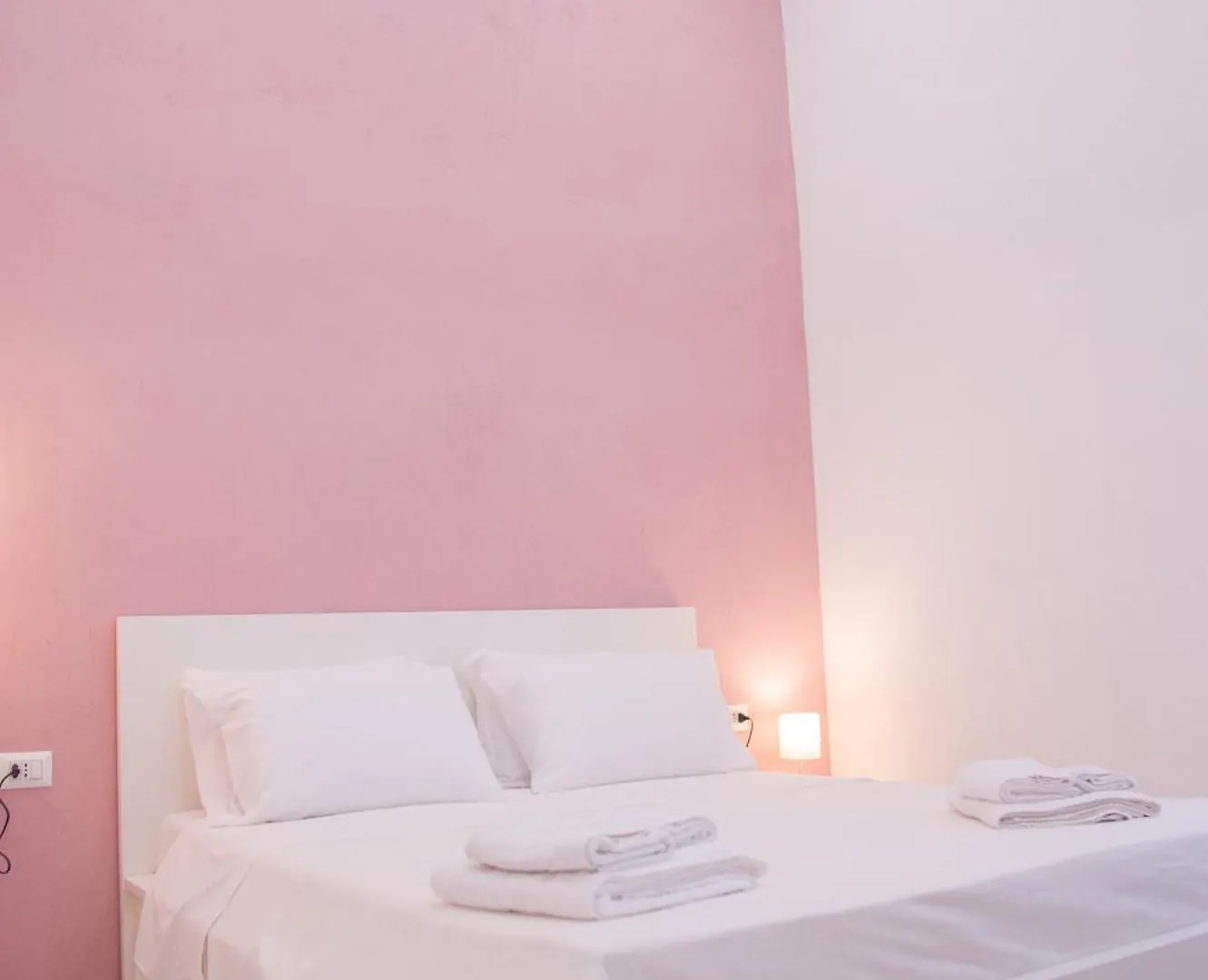 Golfo Di Napoli, Metro-Taxi Apartment  Naples