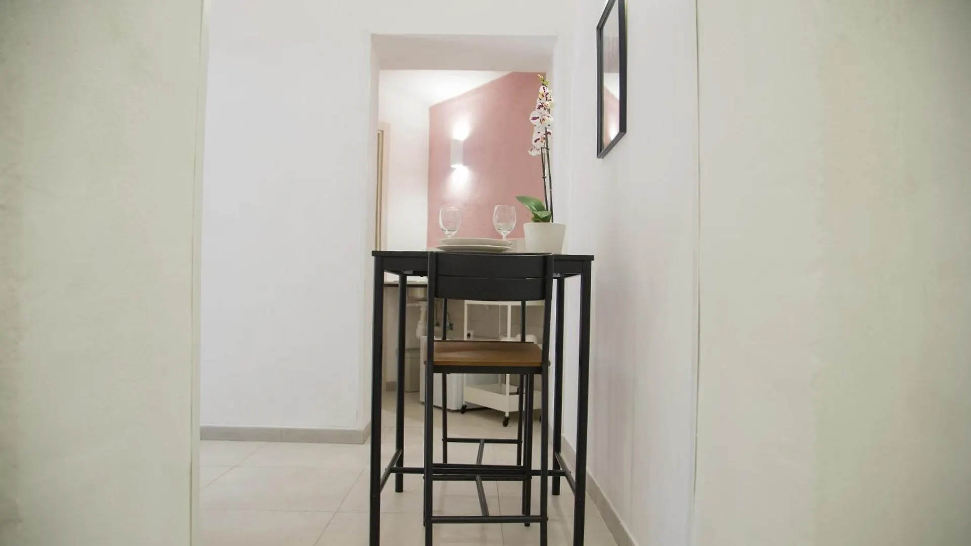 Golfo Di Napoli, Metro-Taxi Apartment  Naples