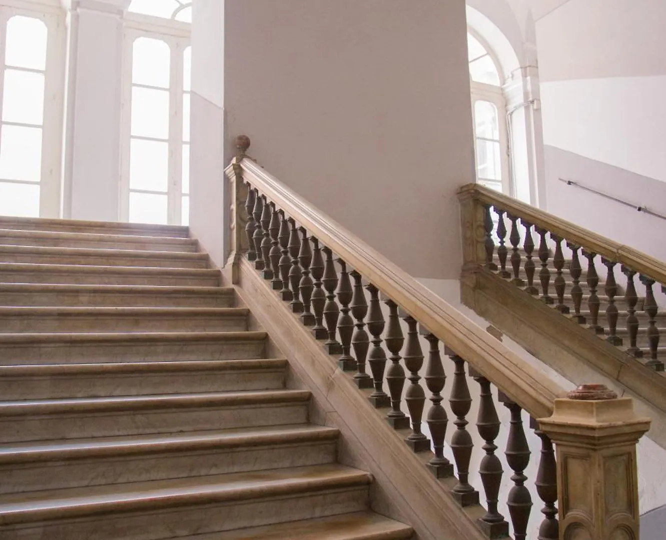 Golfo Di Napoli, Metro-Taxi Apartment
