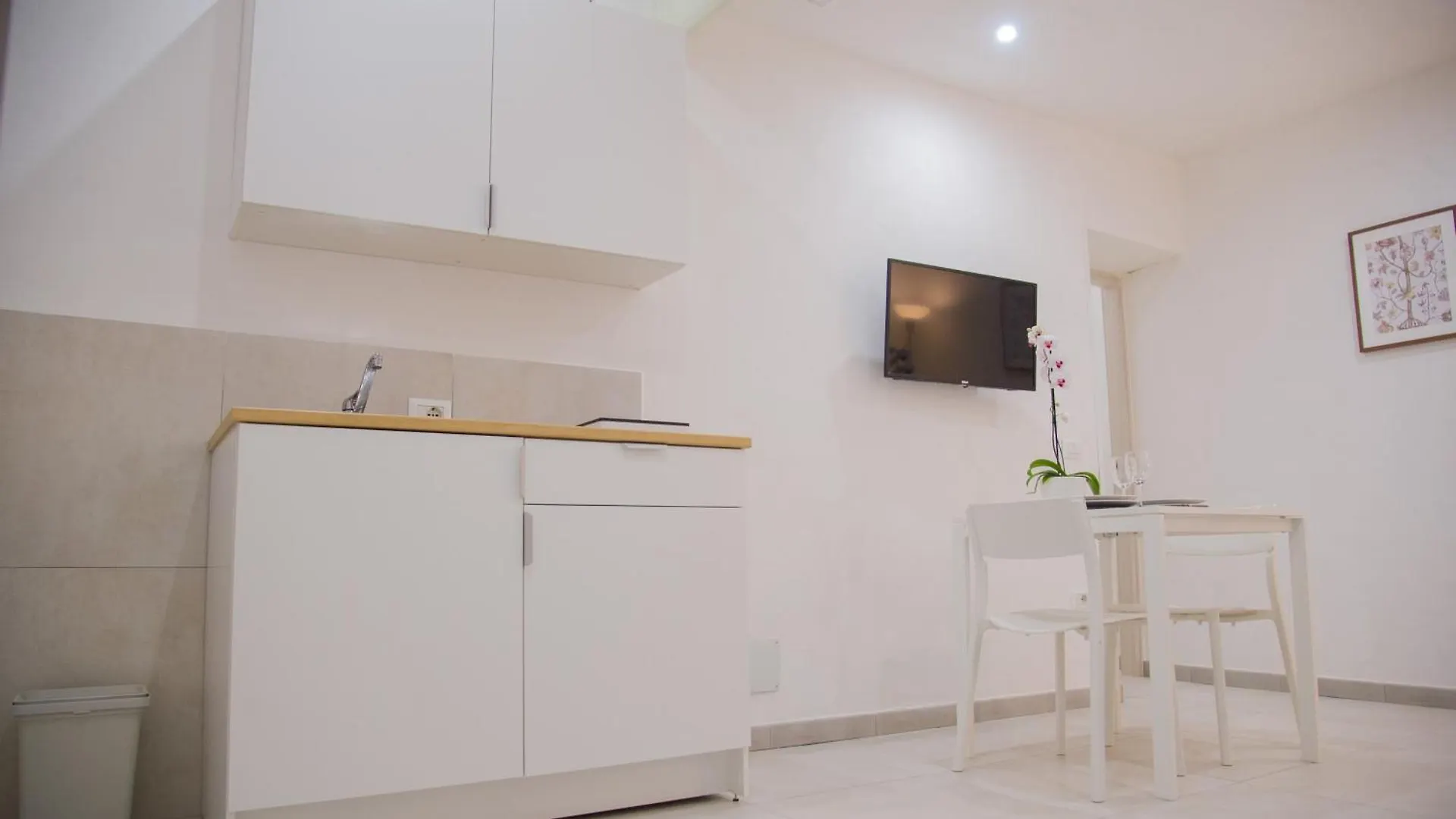 Golfo Di Napoli, Metro-Taxi Apartment Italy