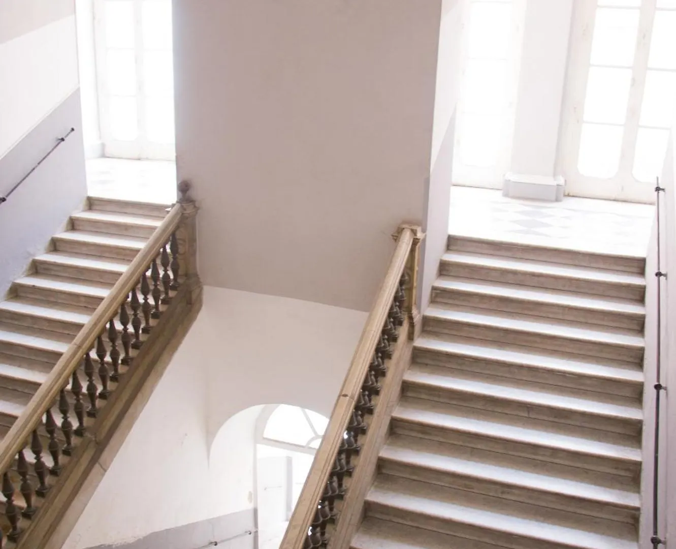 Golfo Di Napoli, Metro-Taxi Apartment