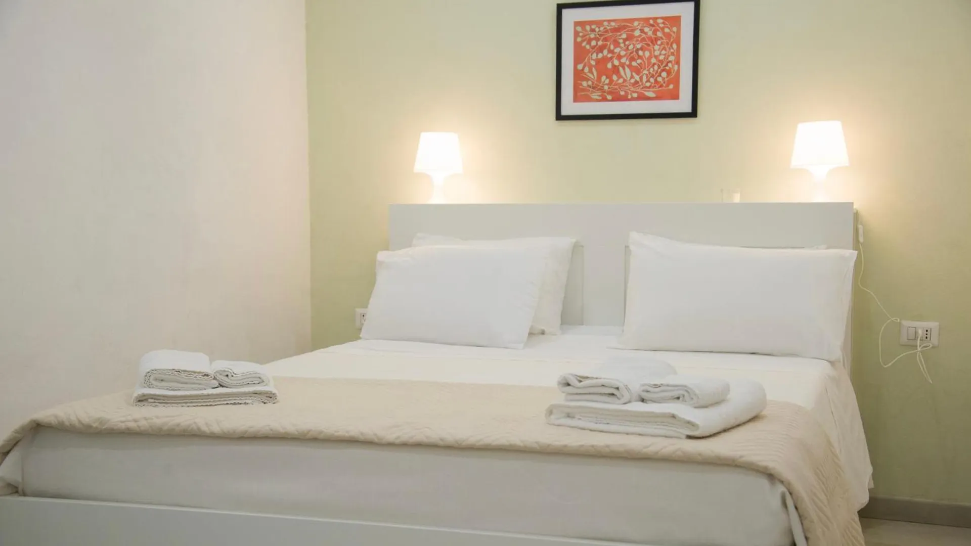 Golfo Di Napoli, Metro-Taxi Apartment Italy